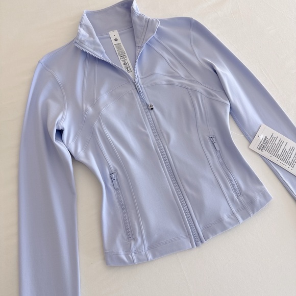 ❌ Sold NWT Lululemon Define Cropped Jacket *Nulu Serene Blue Size 4 - Picture 13 of 16